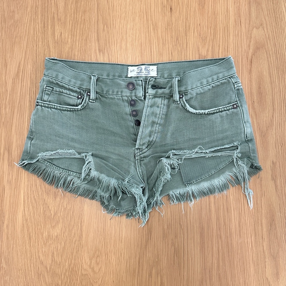 Free People We The Free Olive Geeen Distressed Denim Shorts Size 25